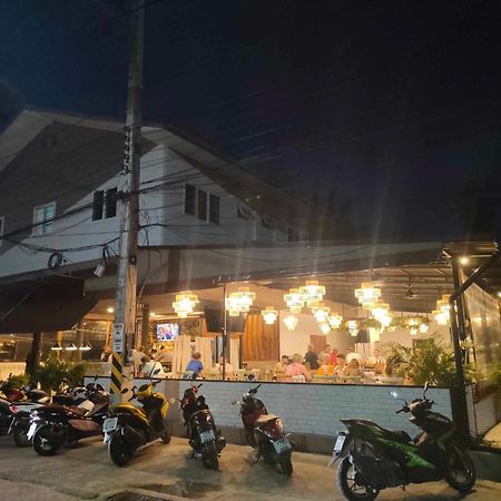 Guesthouse And Restaurant Ratatouille Baan Tai Dış mekan fotoğraf
